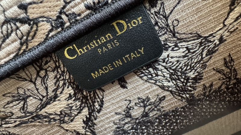 Christian Dior Shopping Bags